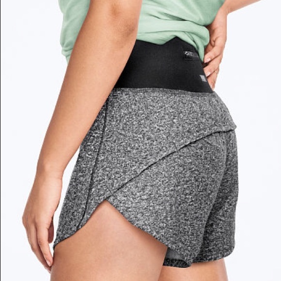 Victoria’s Secret PINK Ultimate Sport Short Heather Gray NEW - Picture 3 of 4